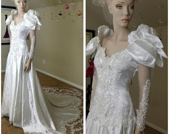 San Martin Dresses